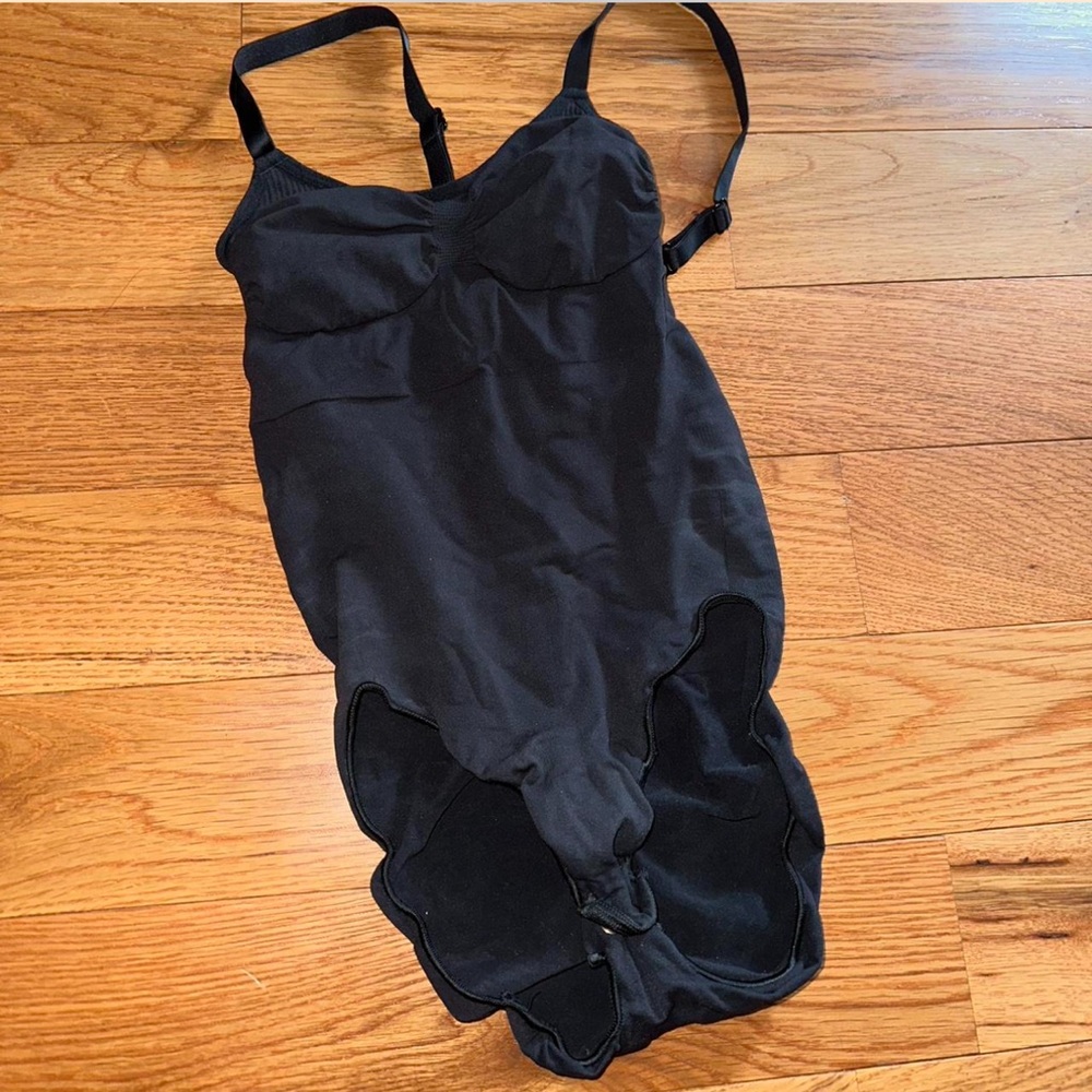 SKIMS Black Shapewear Bodysuit